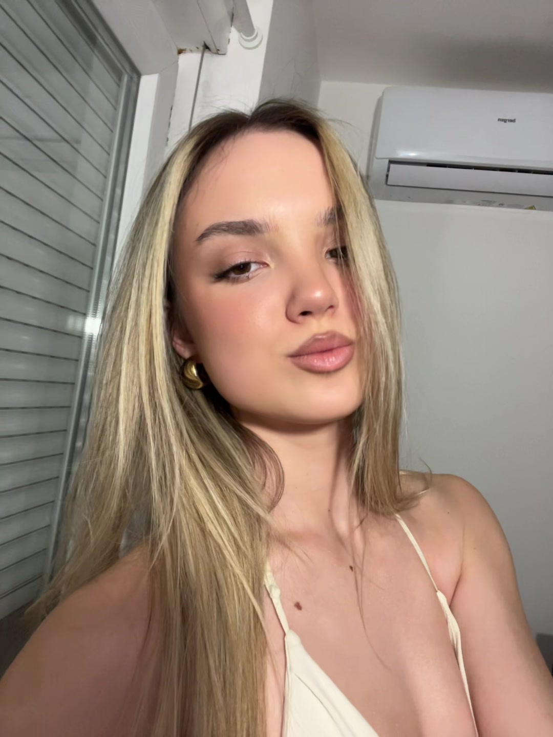 @𝐉𝐞𝐥𝐞𝐧𝐚