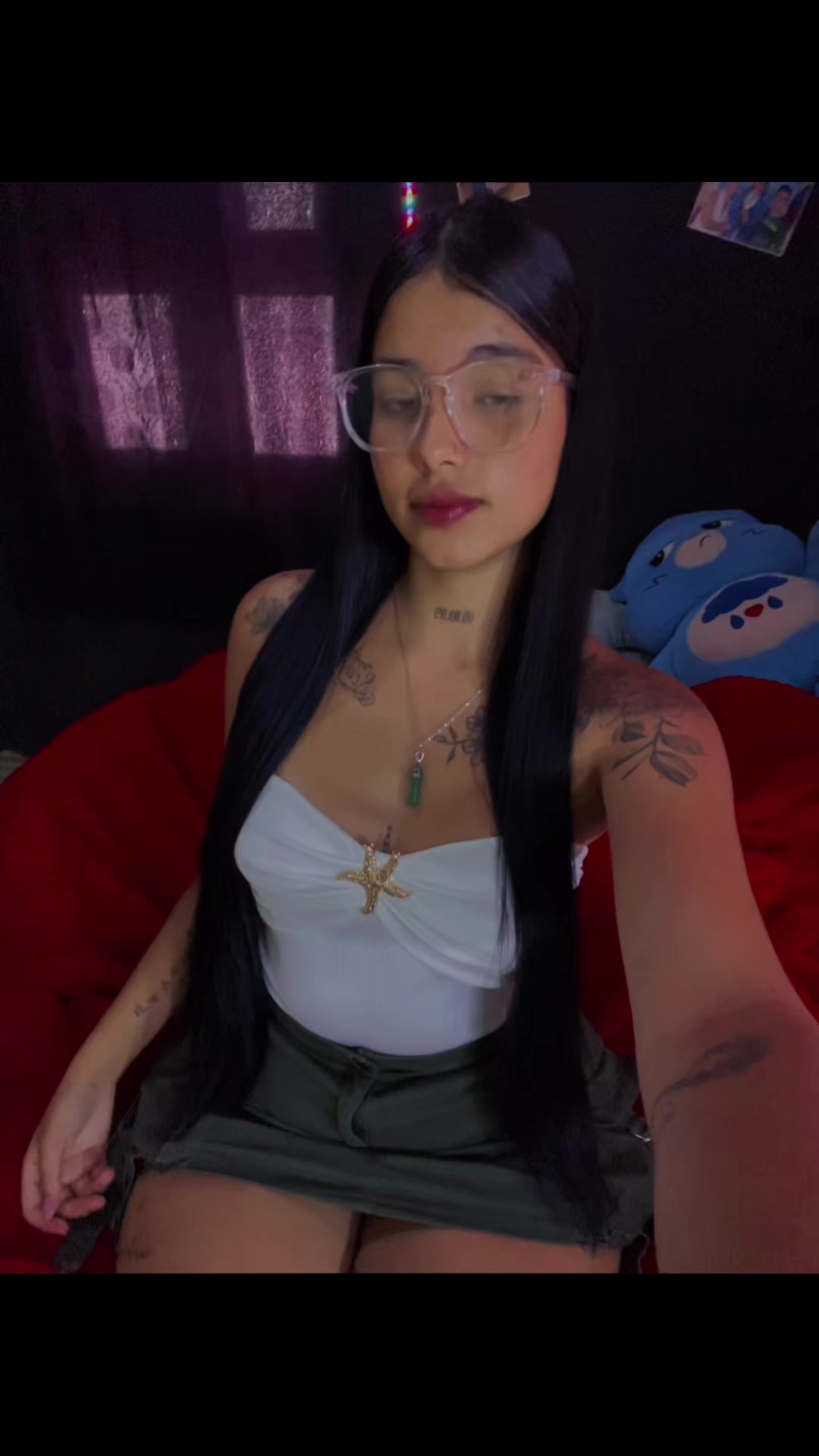 @nikiigomez