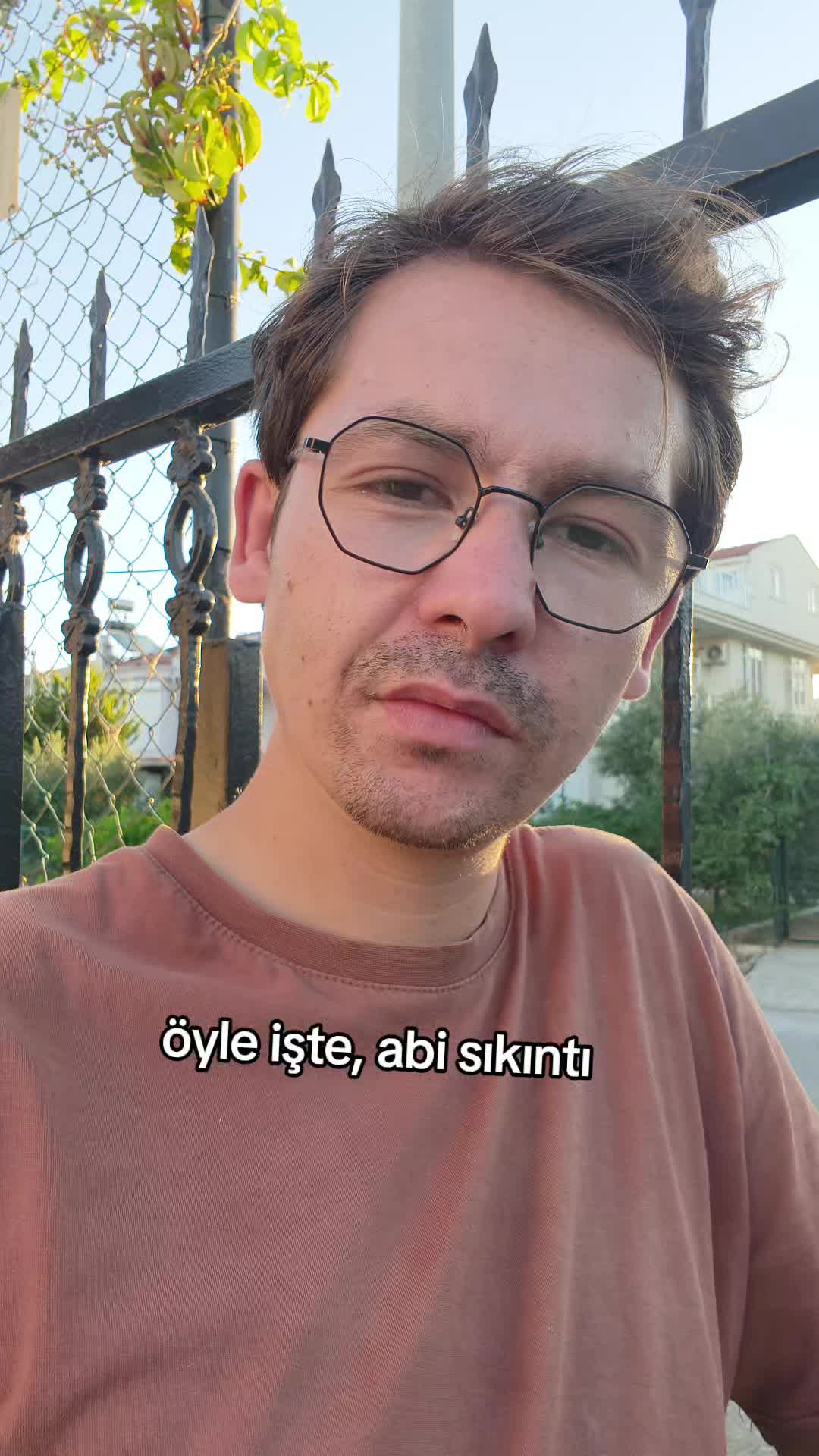 @M