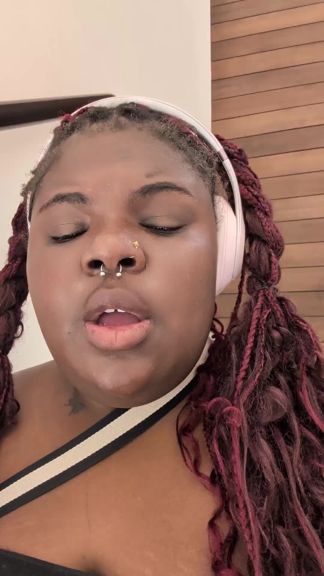 @theoneandonlyliz17