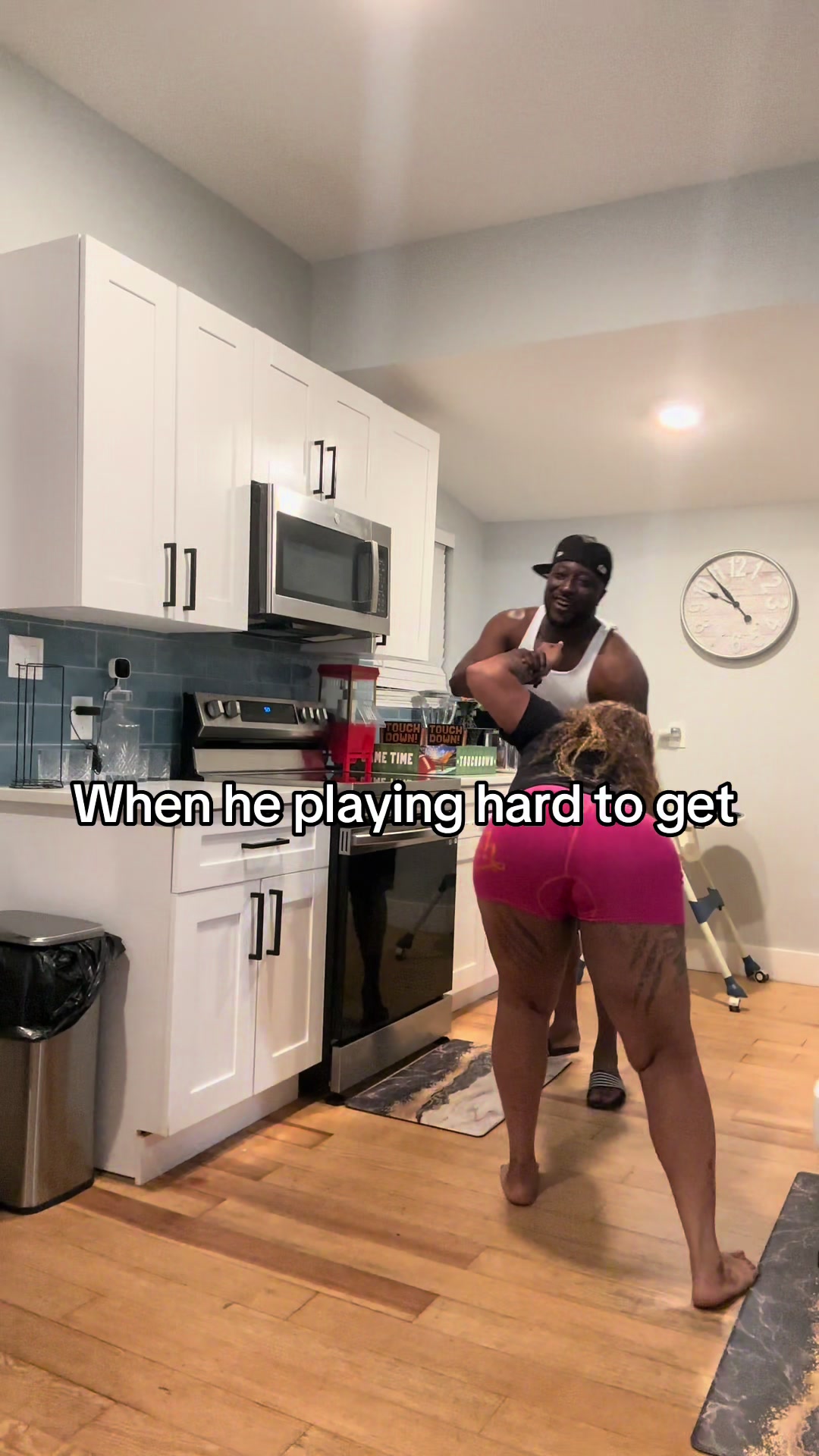 @LaylaRedCakes