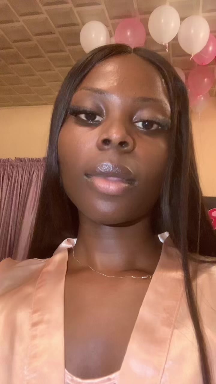 @GiftedLola_50