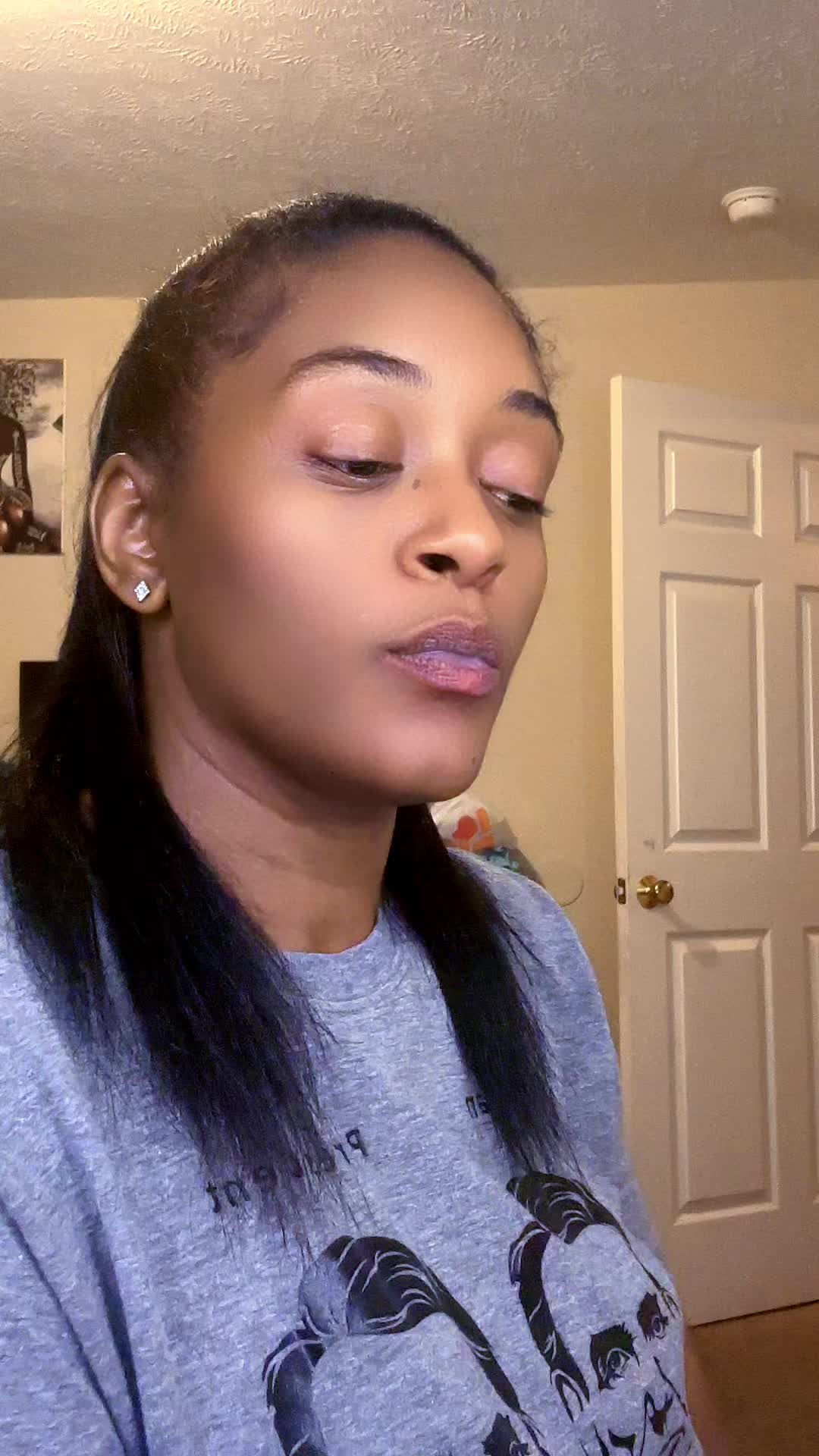 @Nikki