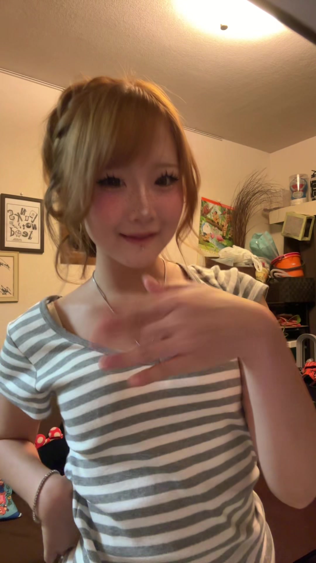 @あおり
