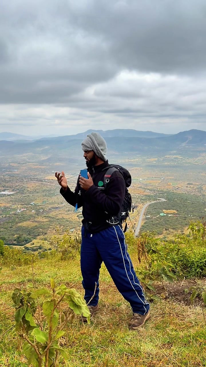 @HikinG_GiantS