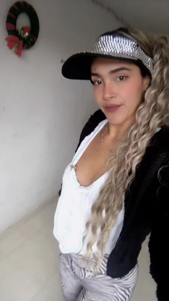 @🩷💜𝔨𝔦𝔰𝔅𝔢l🩷💜👑🧚🏼♀
