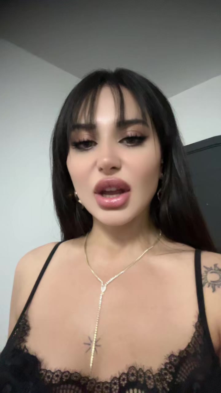 @zeehraatt