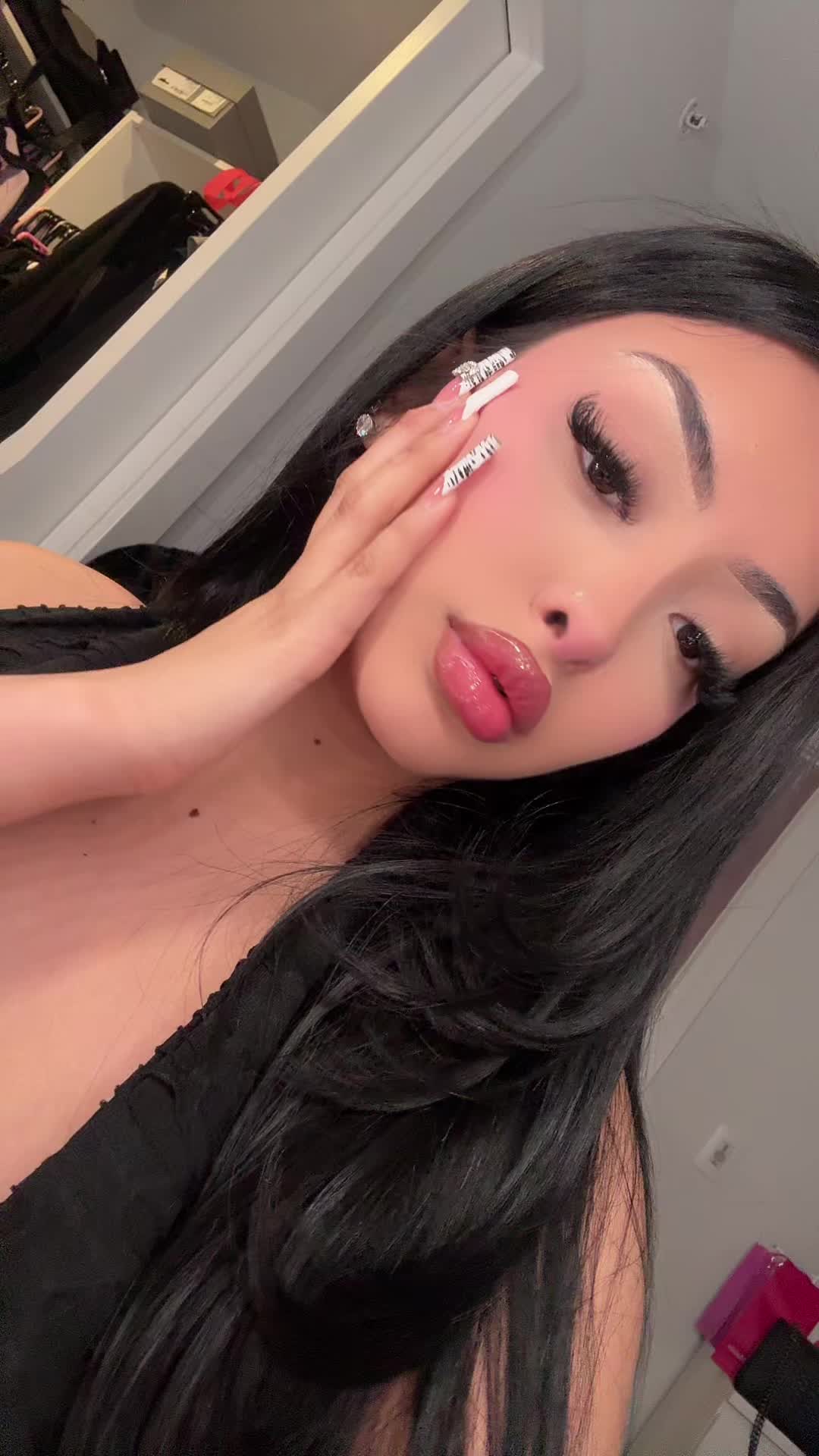 @haileyy