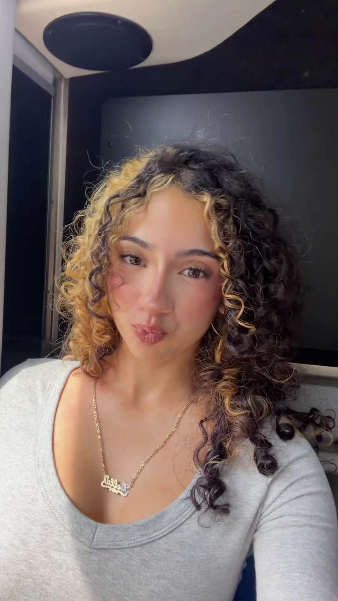 @bellabae