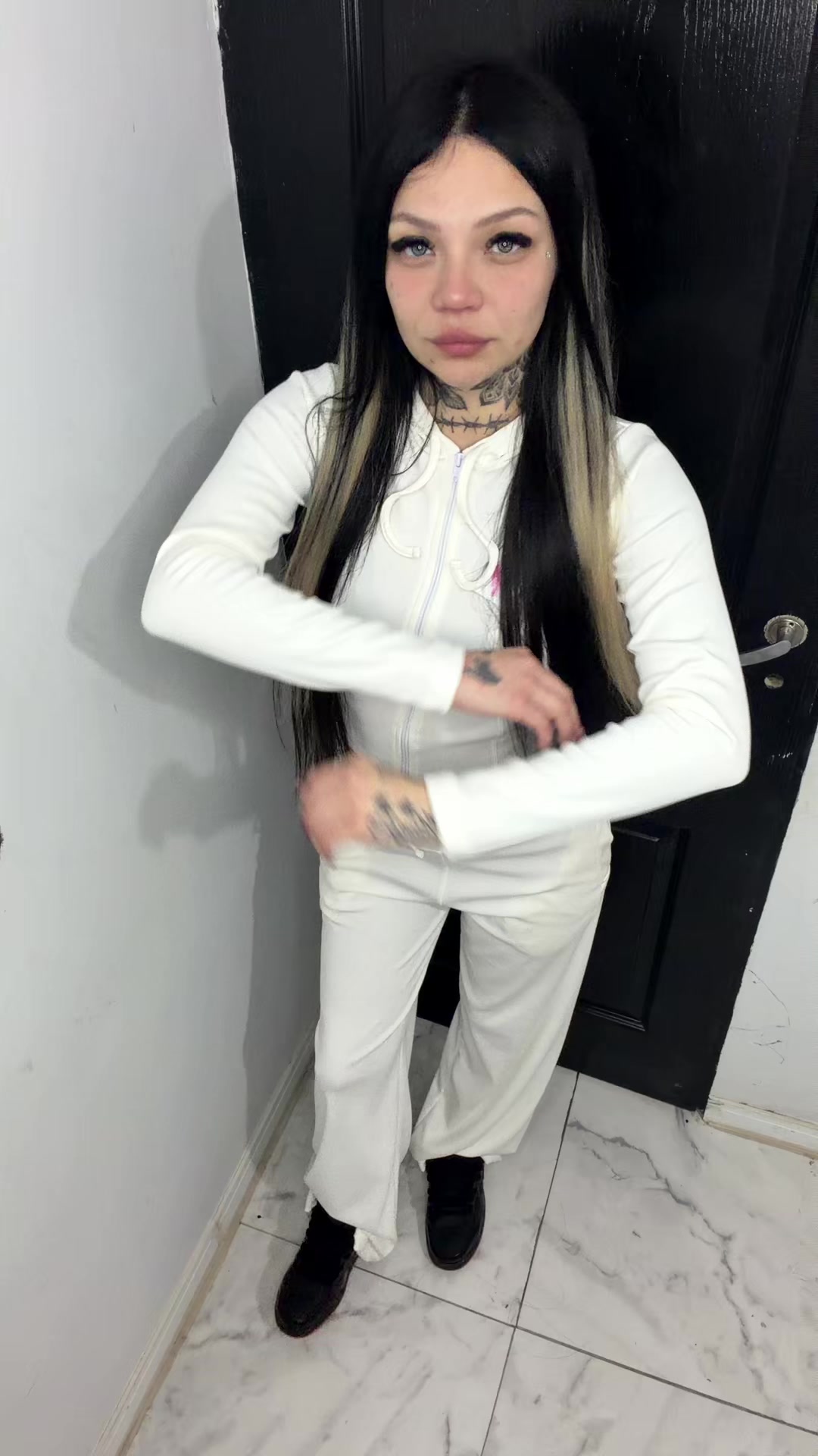 @wachamaldita