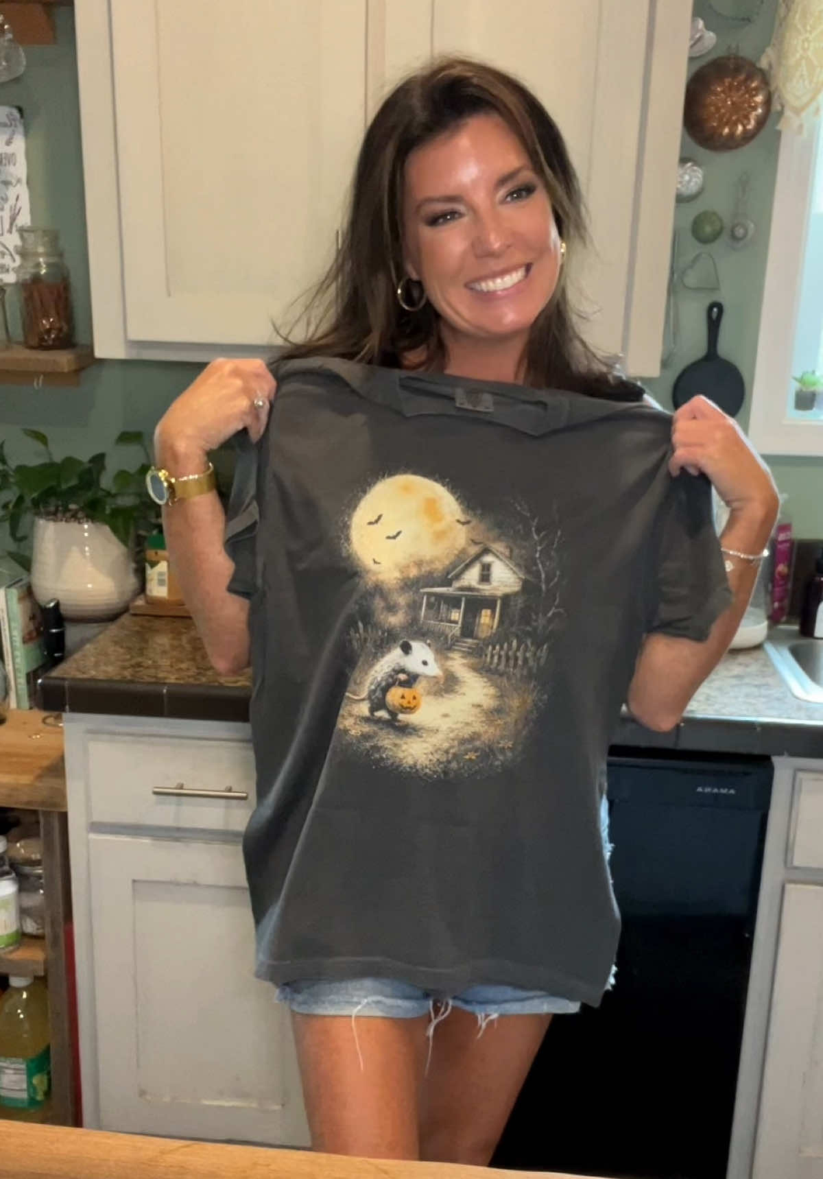 @ʜᴀʟᴇʏ ꜰʀᴏᴍ ᴛʜᴇ ʜᴏʟʟᴇʀ
