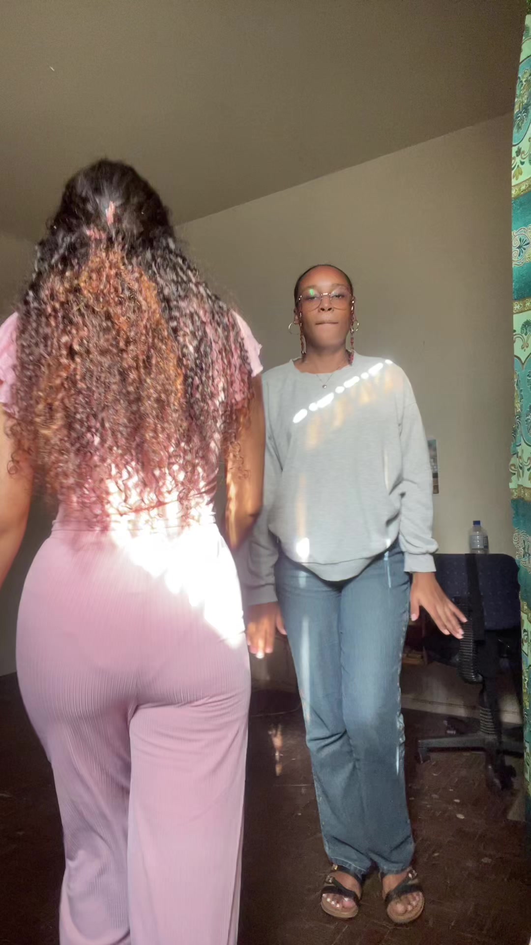 @Anika_idriss