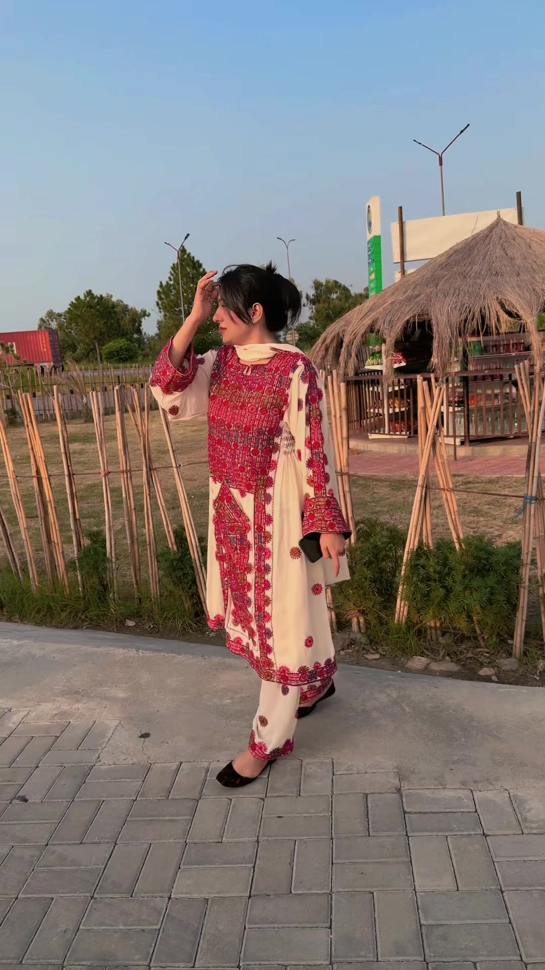 @🧚♀️AMBAR KHAN🍯🐝