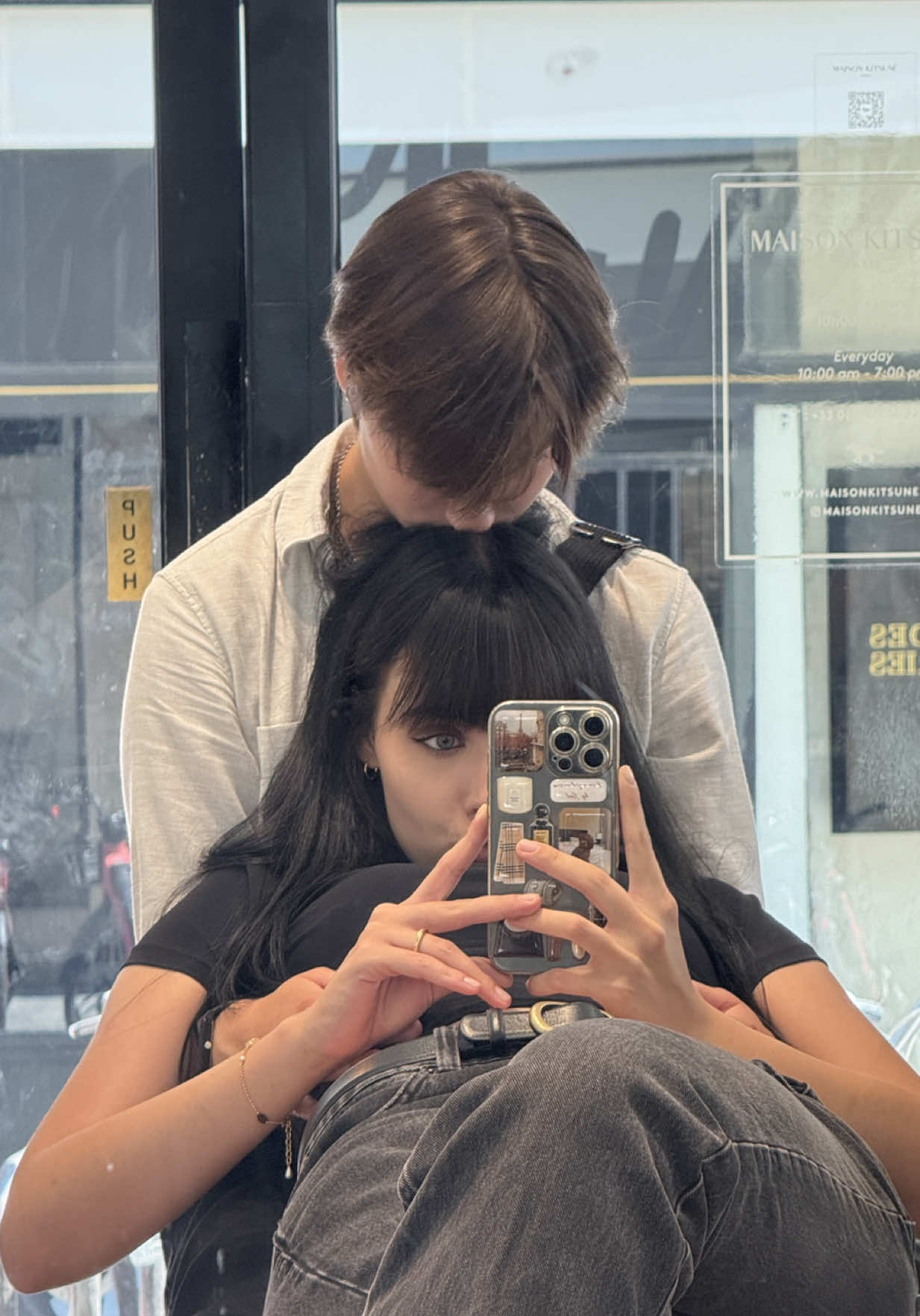 @𝑁𝑖𝑛𝑒𝑙𝑙𝑒.