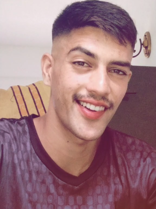 @𝗠𝗿. 𝗕𝗮𝘀𝗻𝗲𝘁 🫡👑
