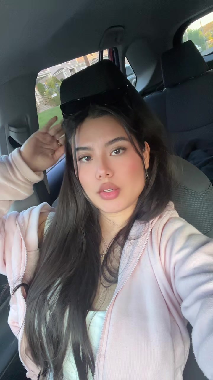 @𝓶𝓮𝓰