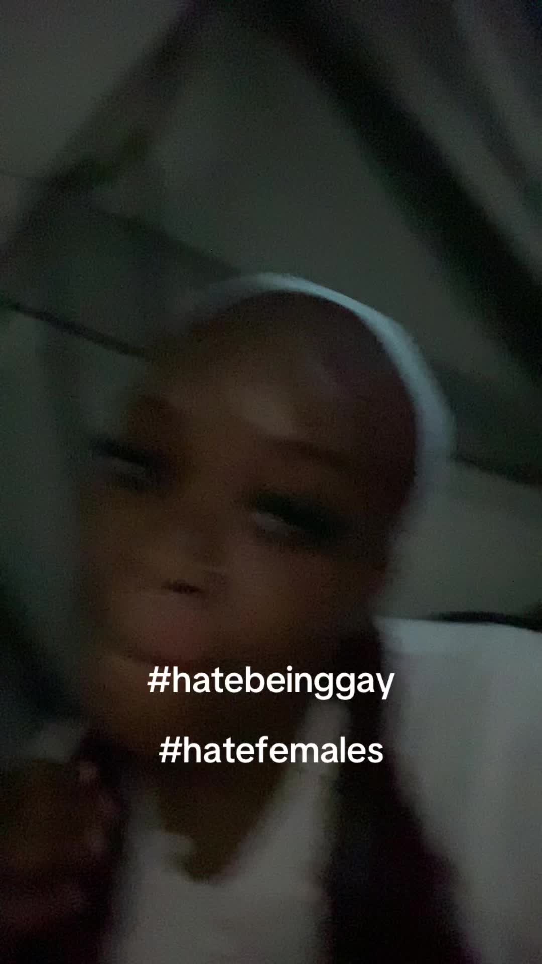 @Damnismypusscgay
