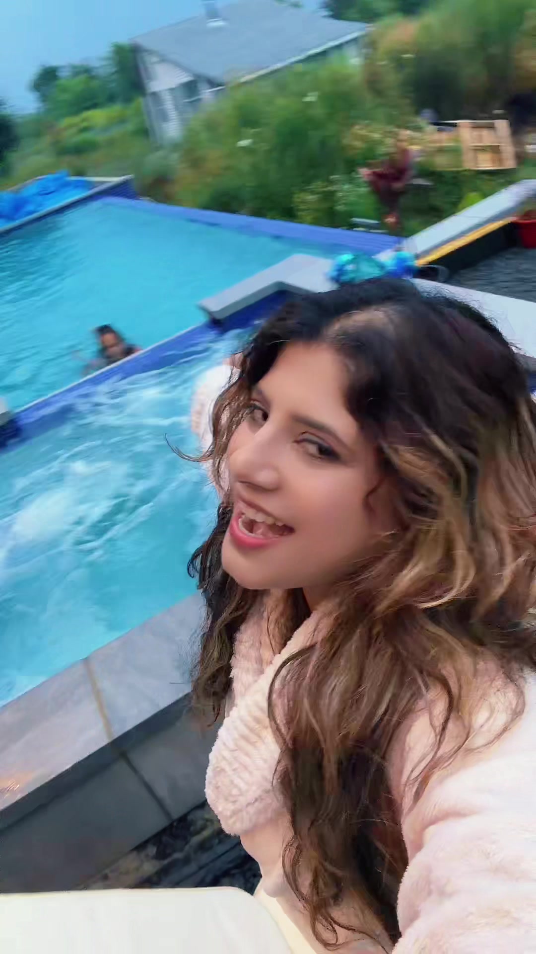 @Ekta 👸