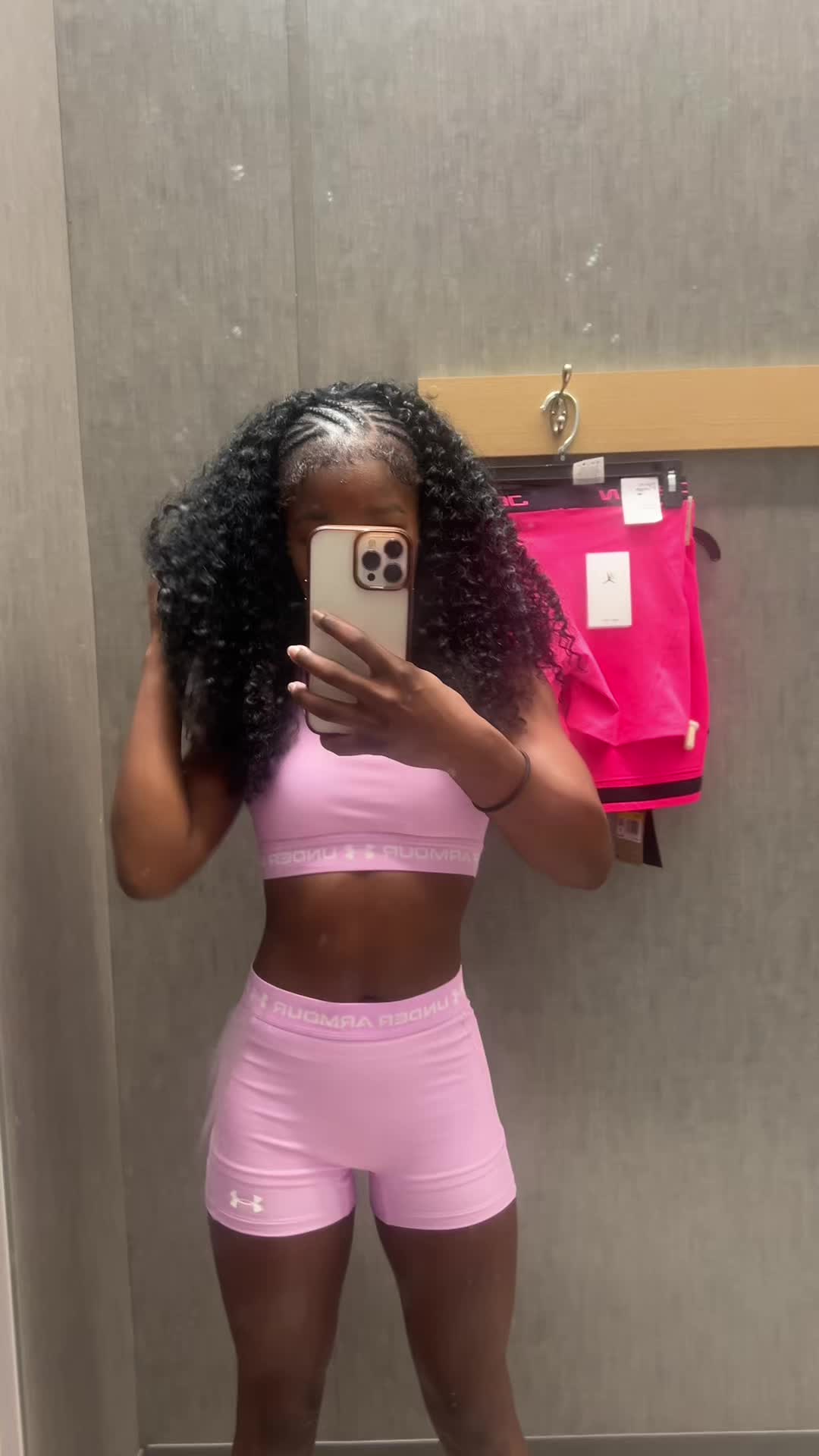 @itszoriashanae