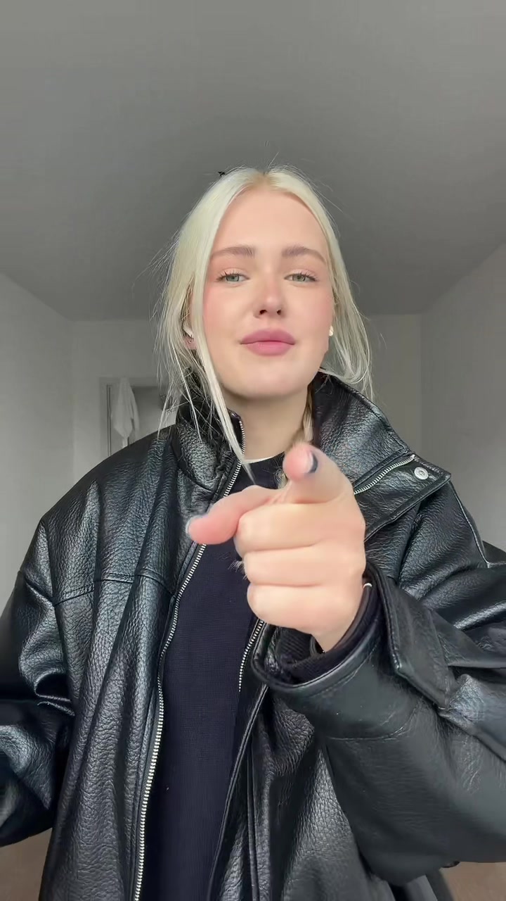 @это ксюша пикас