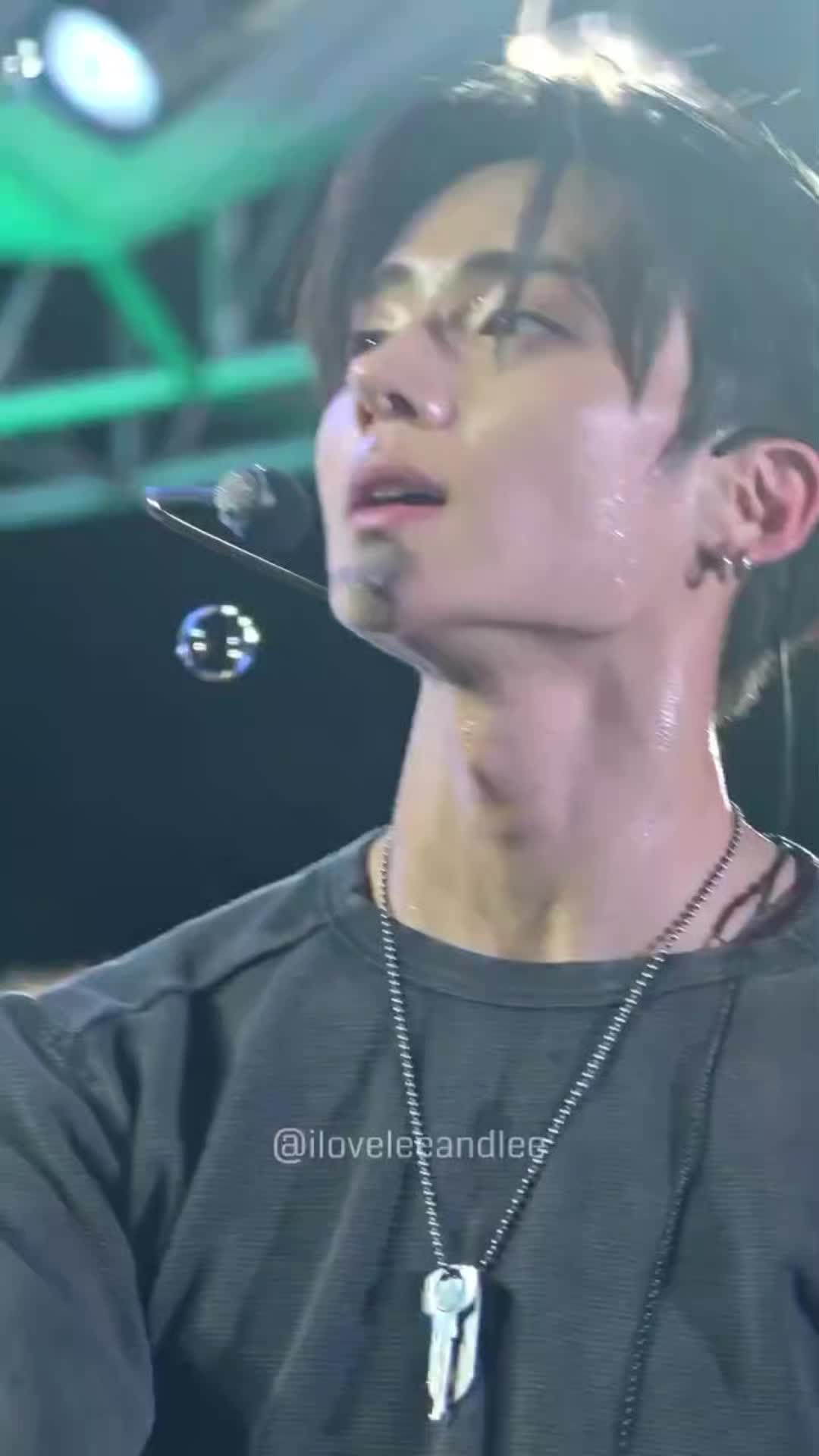 @ntik na Leo🥀