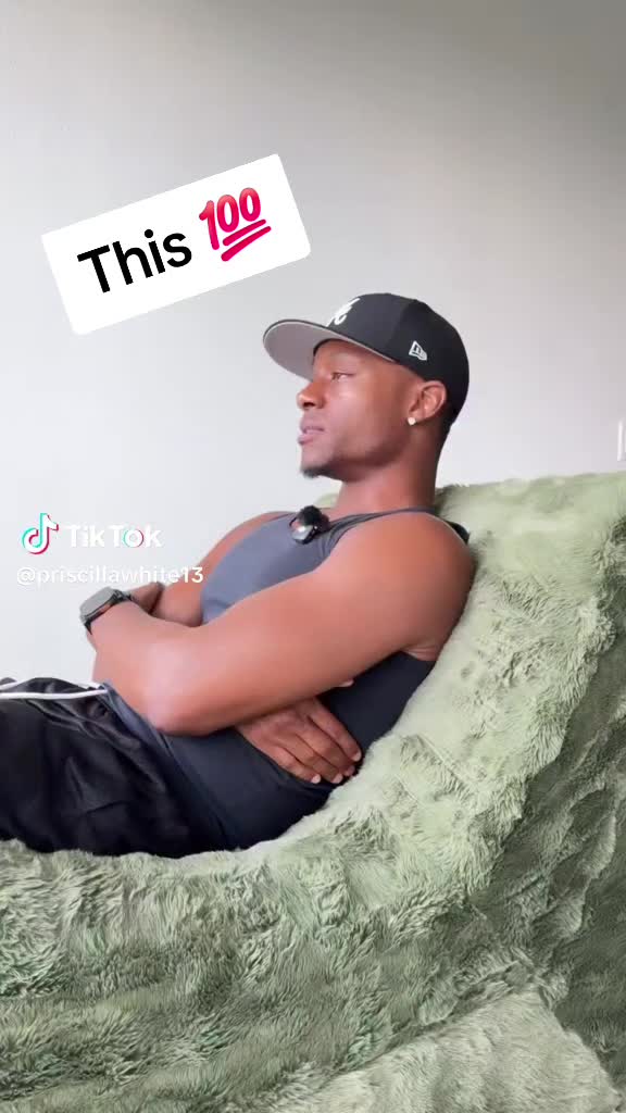 @StarrDustt