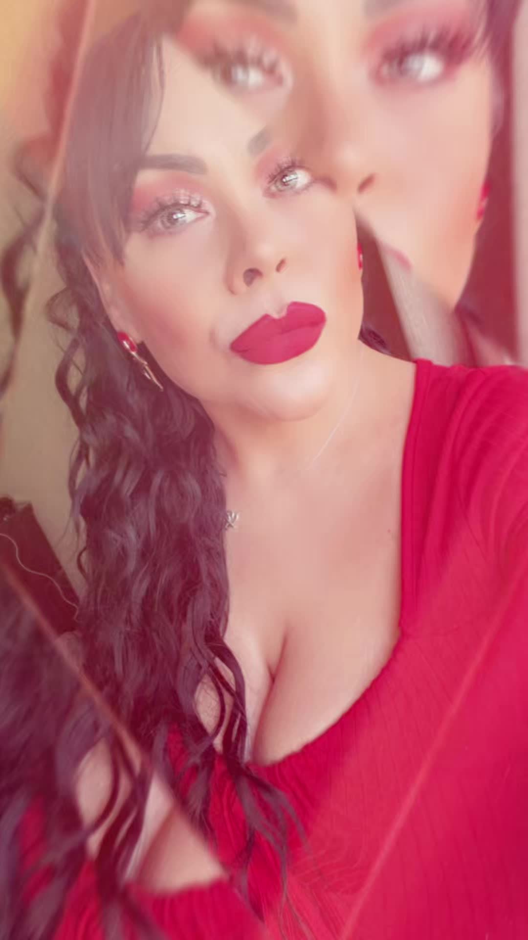 @latinjanett