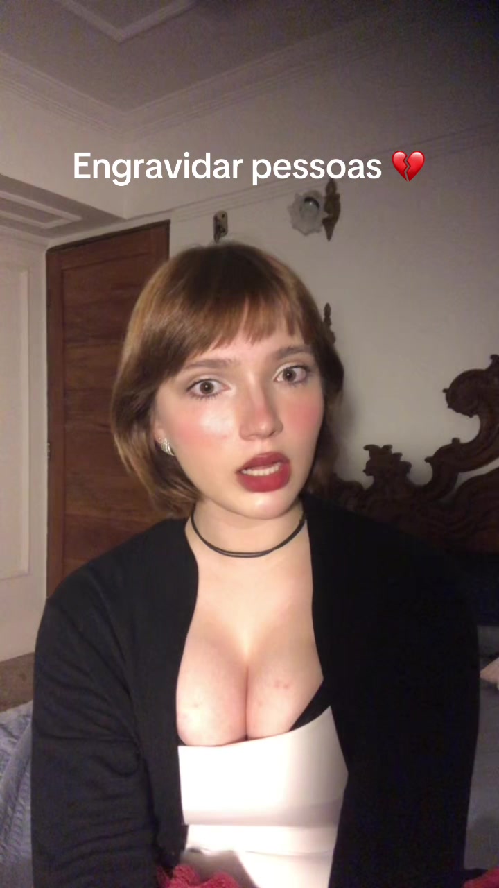 @reviewdebatatafrita