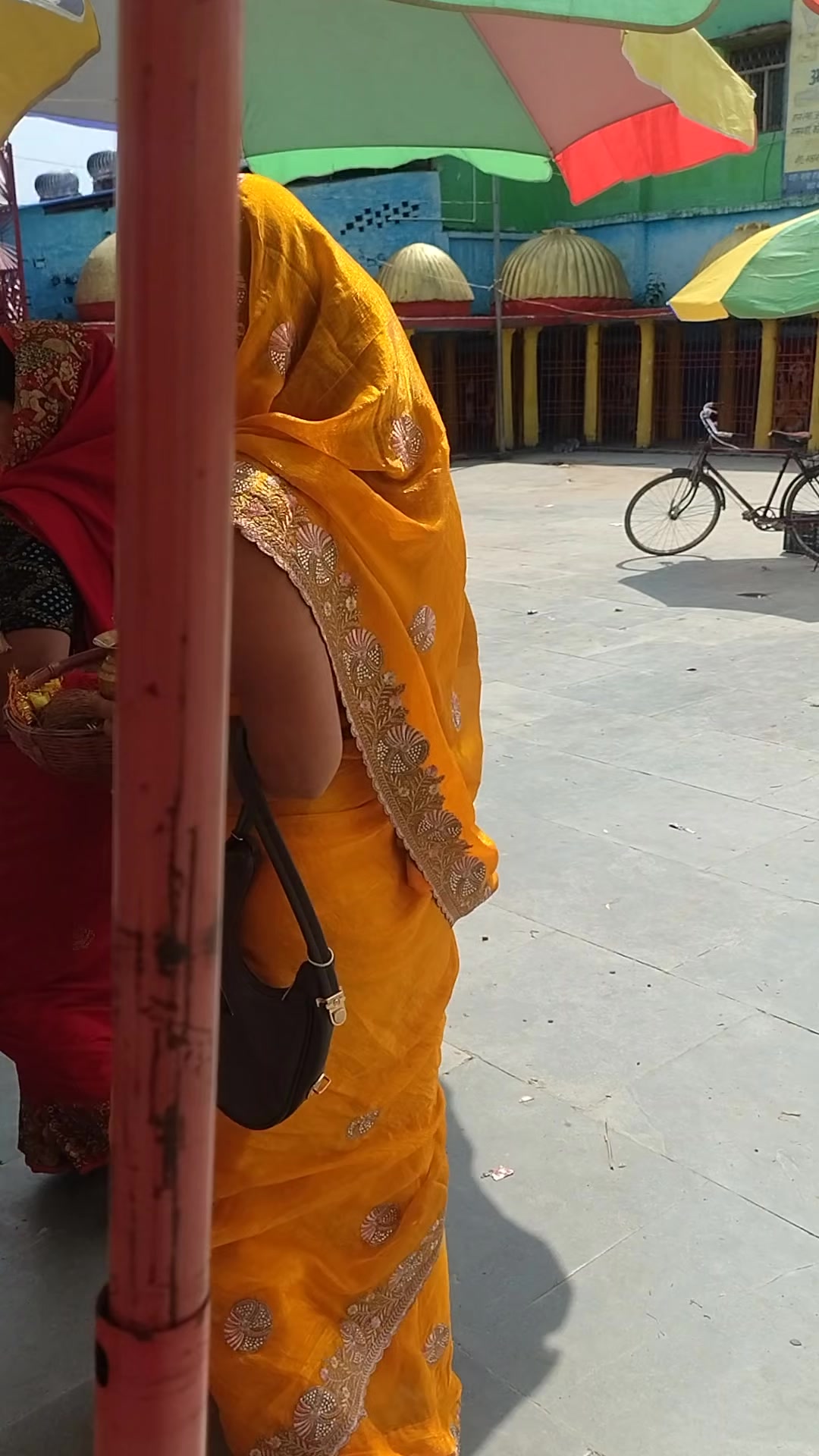 @Krisiwani