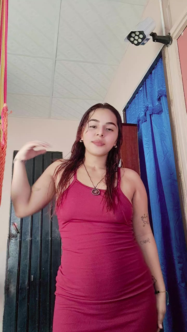 @𝕰𝖑𝖎𝖎 𝕮𝖍𝖆𝖛𝖊𝖟💋🍒