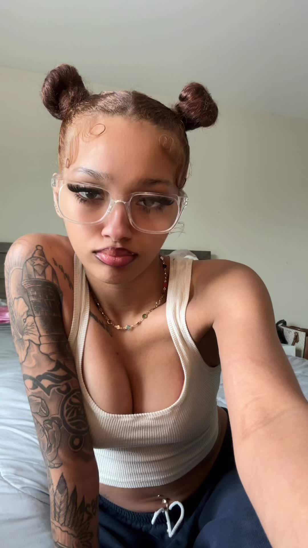 @Jas🫠