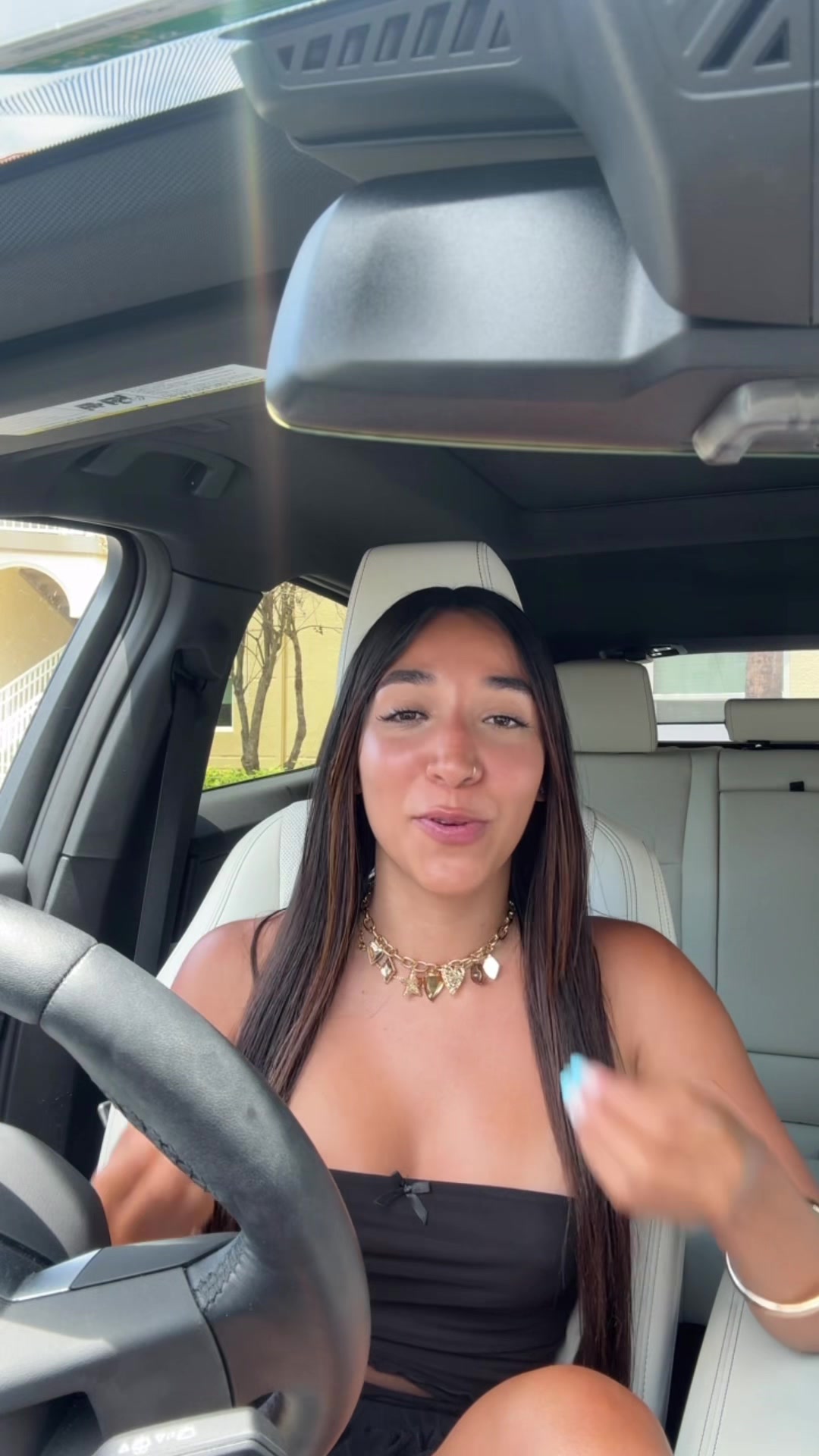 @Alexandra Pereles