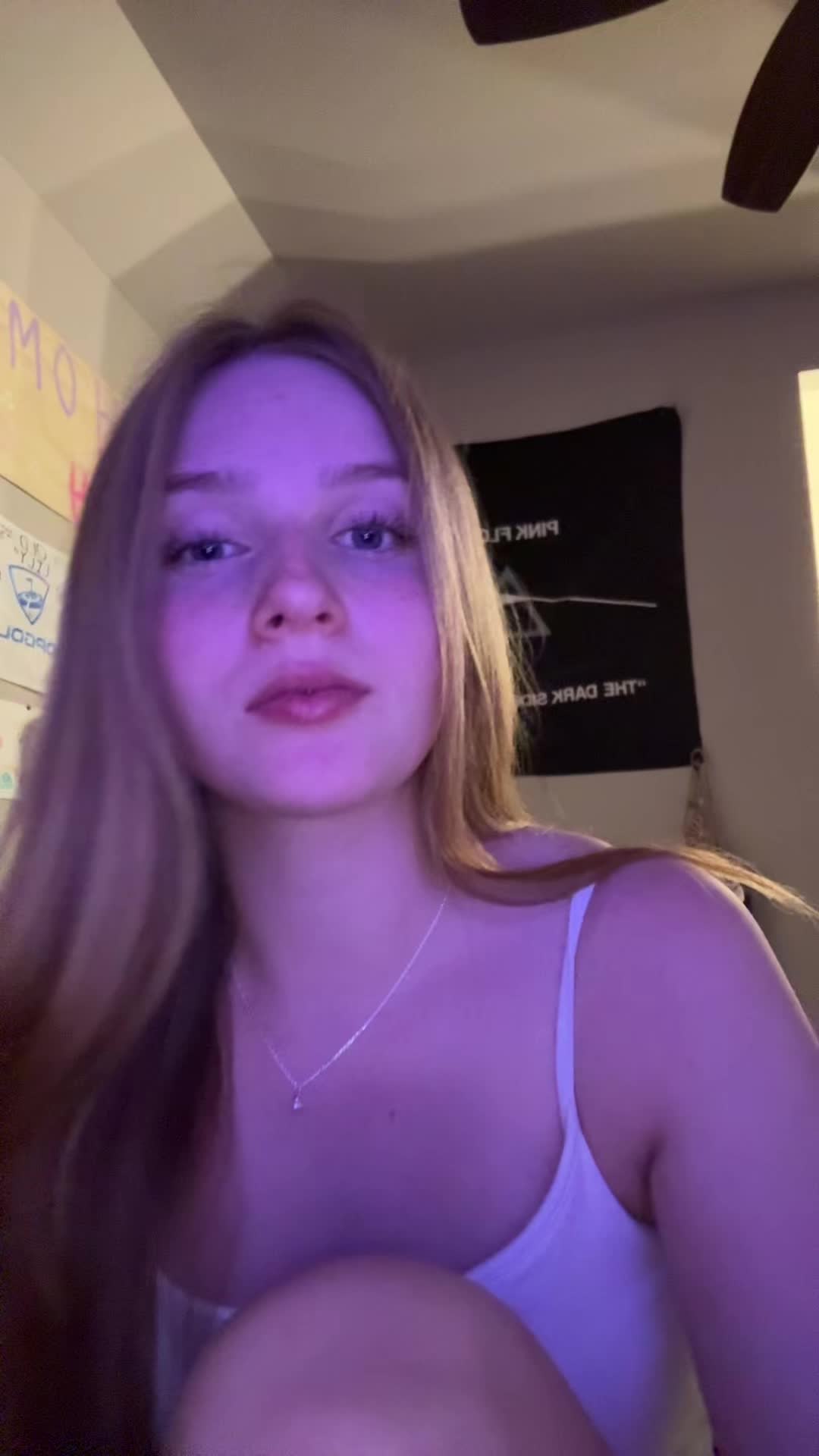 @lily