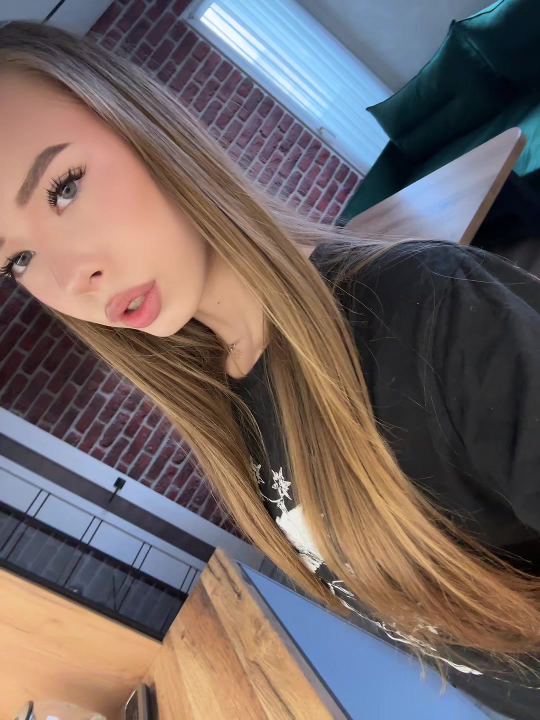 @женька