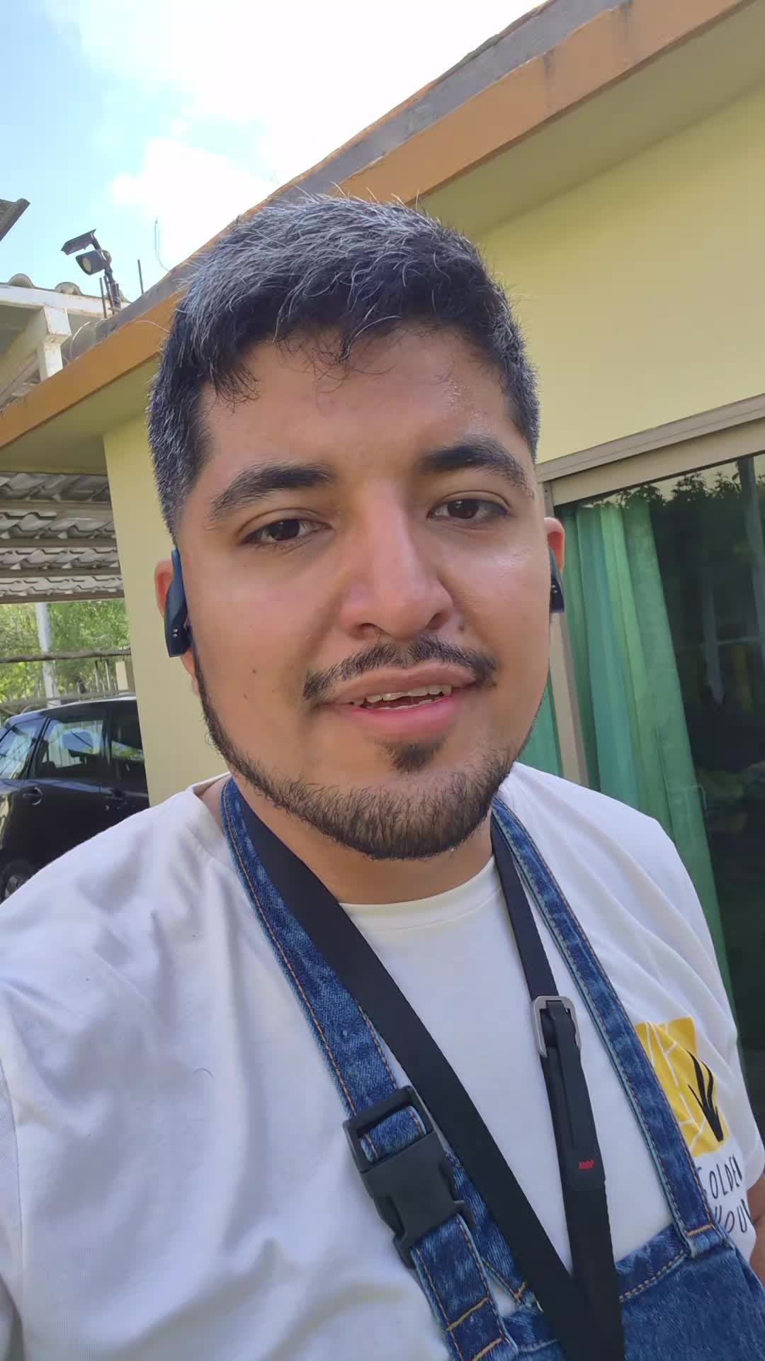 @AlejandrofromMx