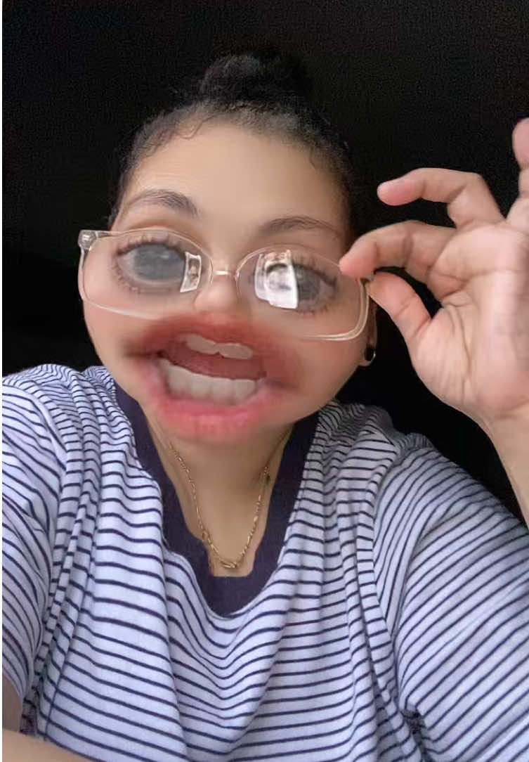 @Lizz Ramos 🇵🇷💜💉🦷