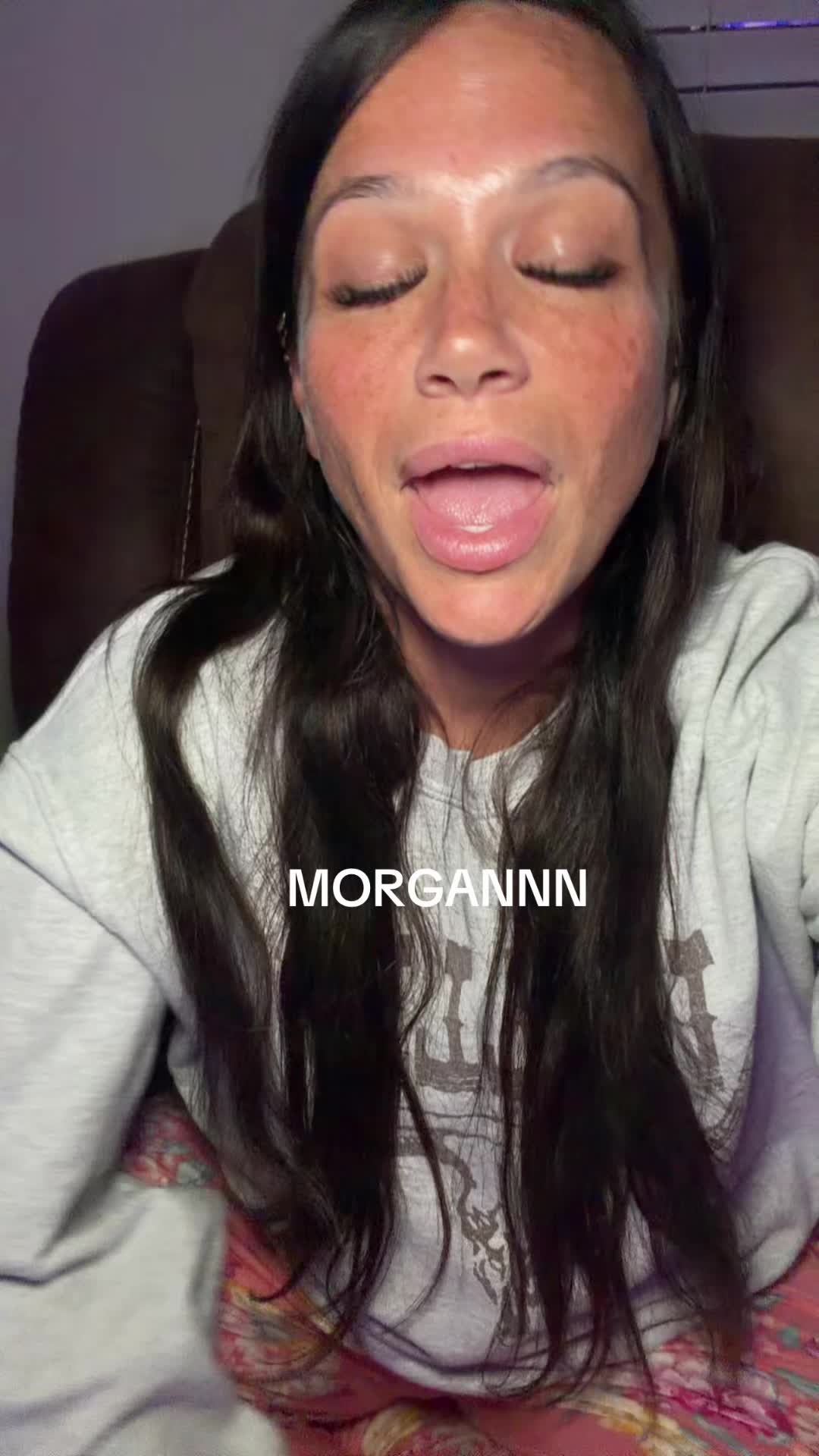 @Mama Britt💗