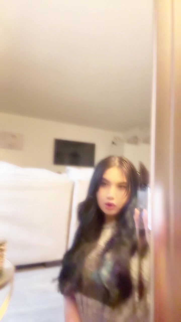 @️
