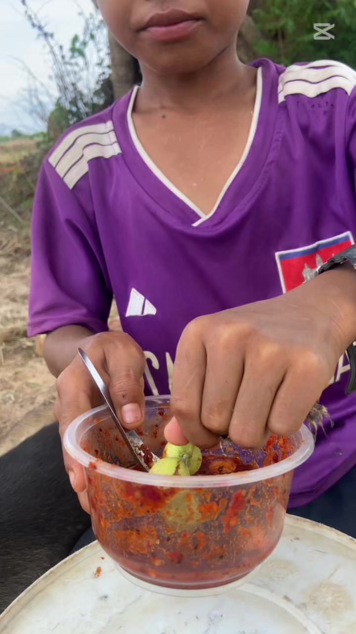 @ហៃ ស្រីនួន