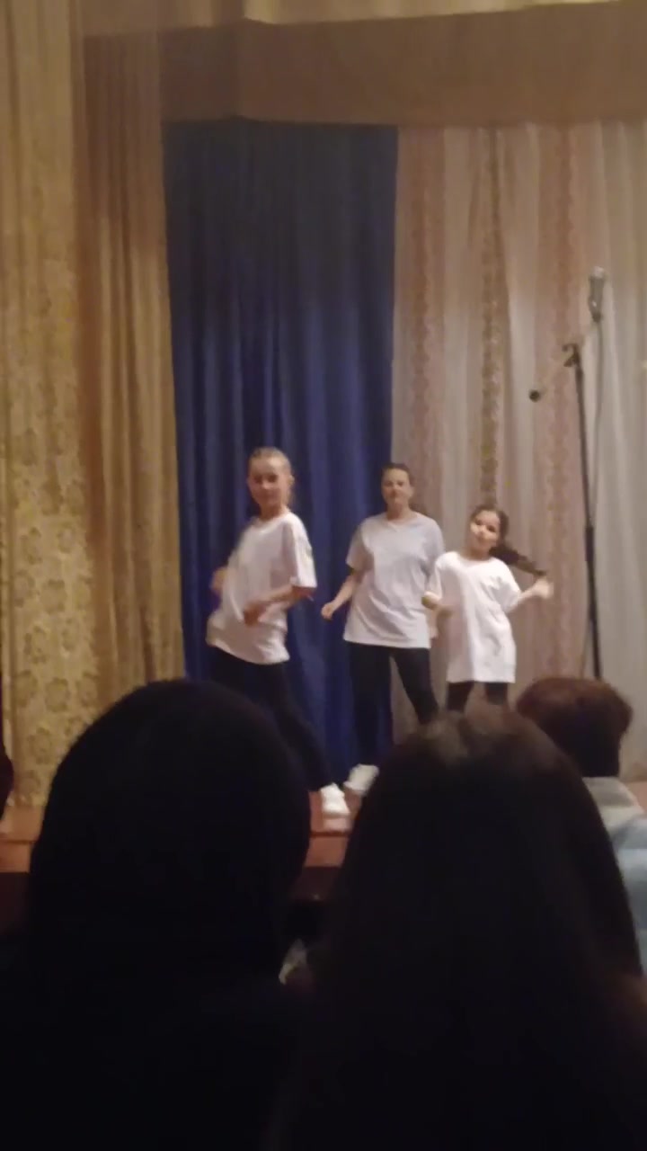 @Мілана❤️🖤❤️🖤