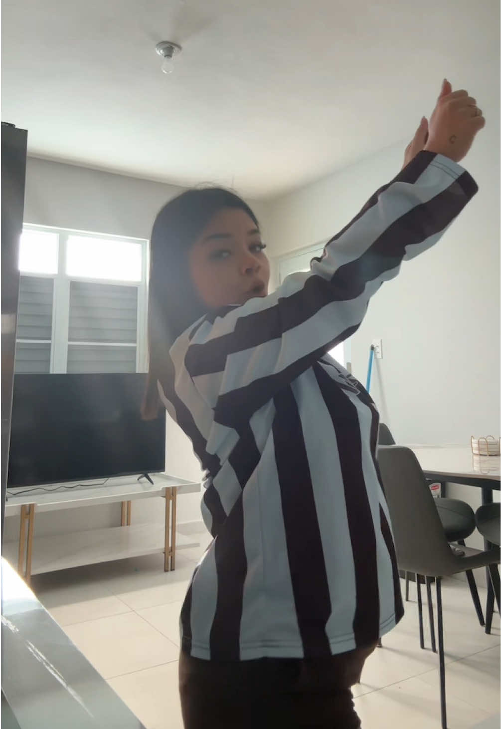 @danieliz