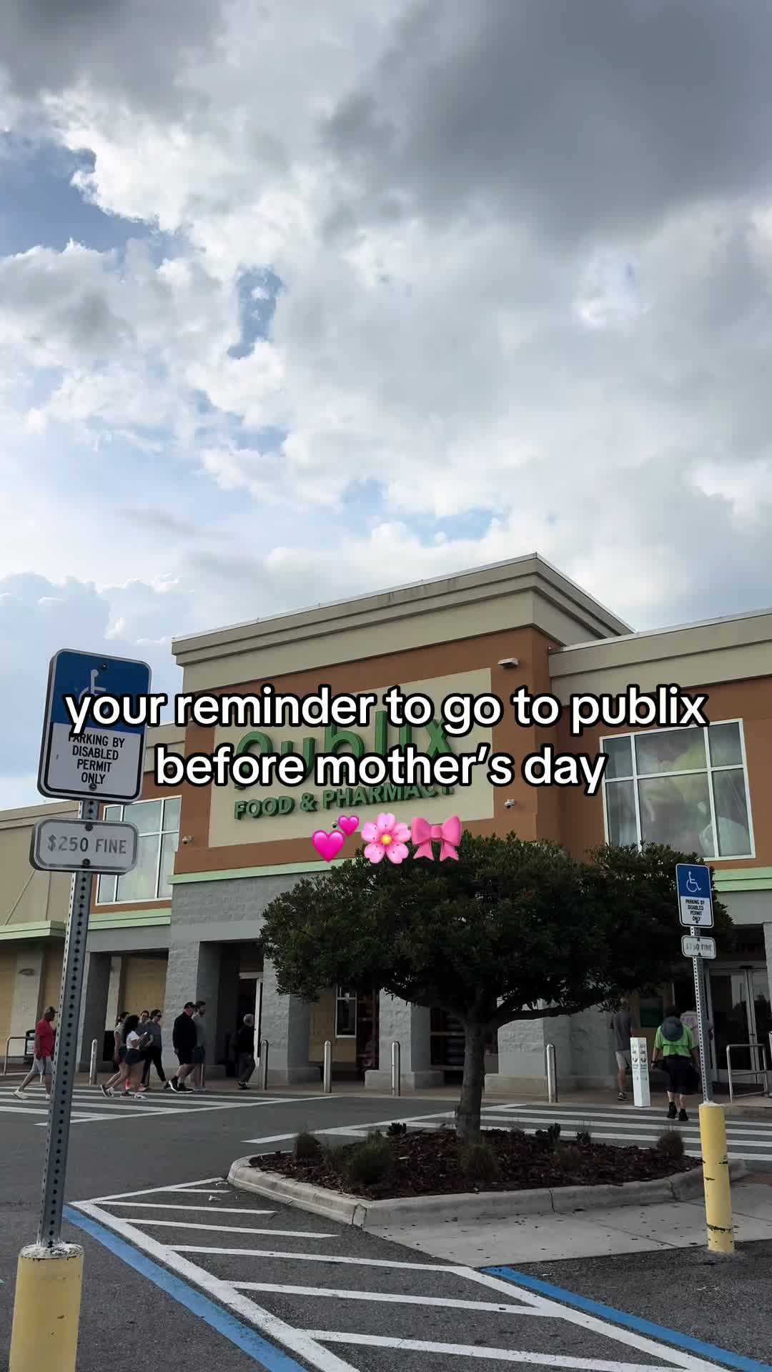 @Mel 🦋