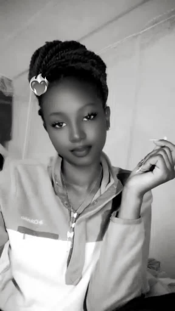 @TRESSY🥰💝