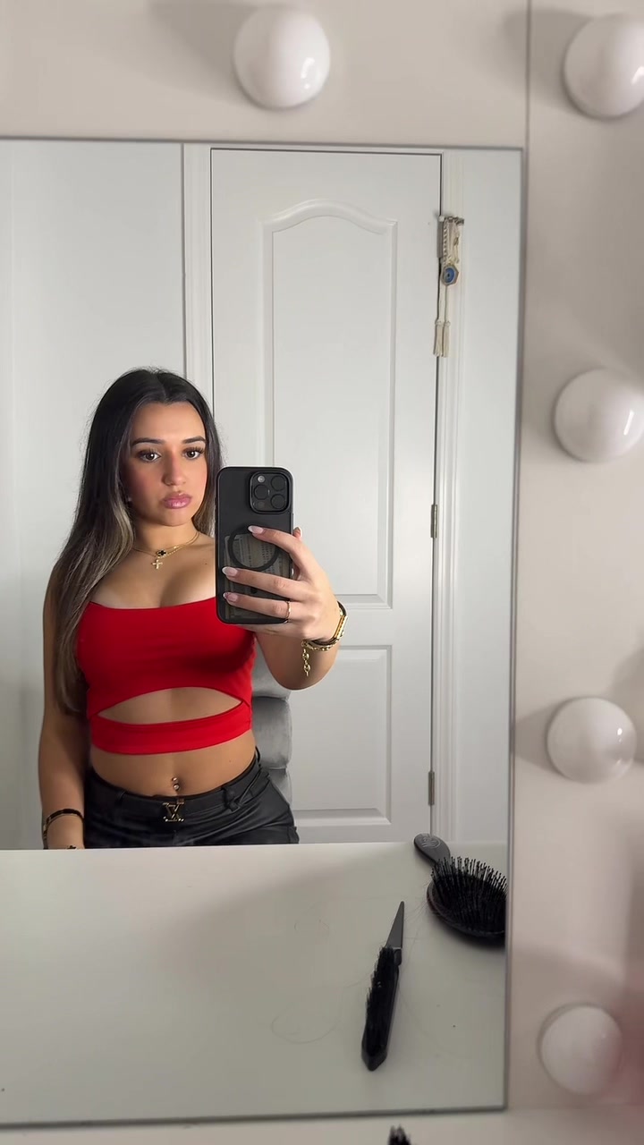 @mikaella