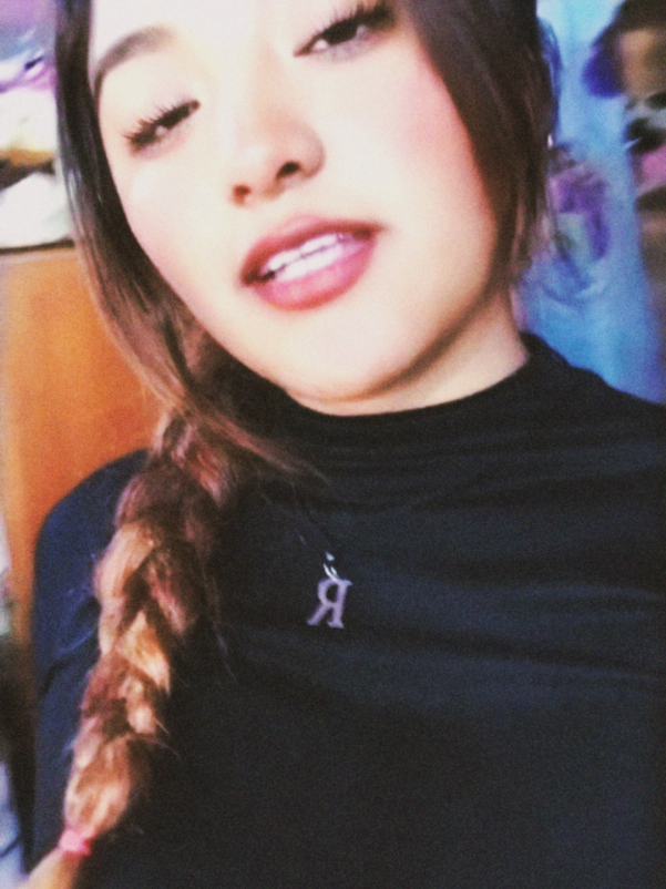 @🍒 𝑅♡ssy--Falc♡n💋