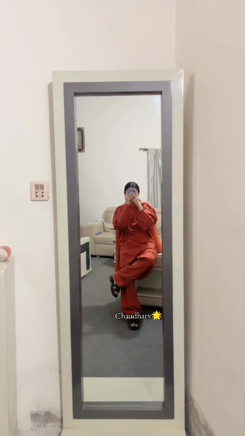 @Chaudhary 🌟