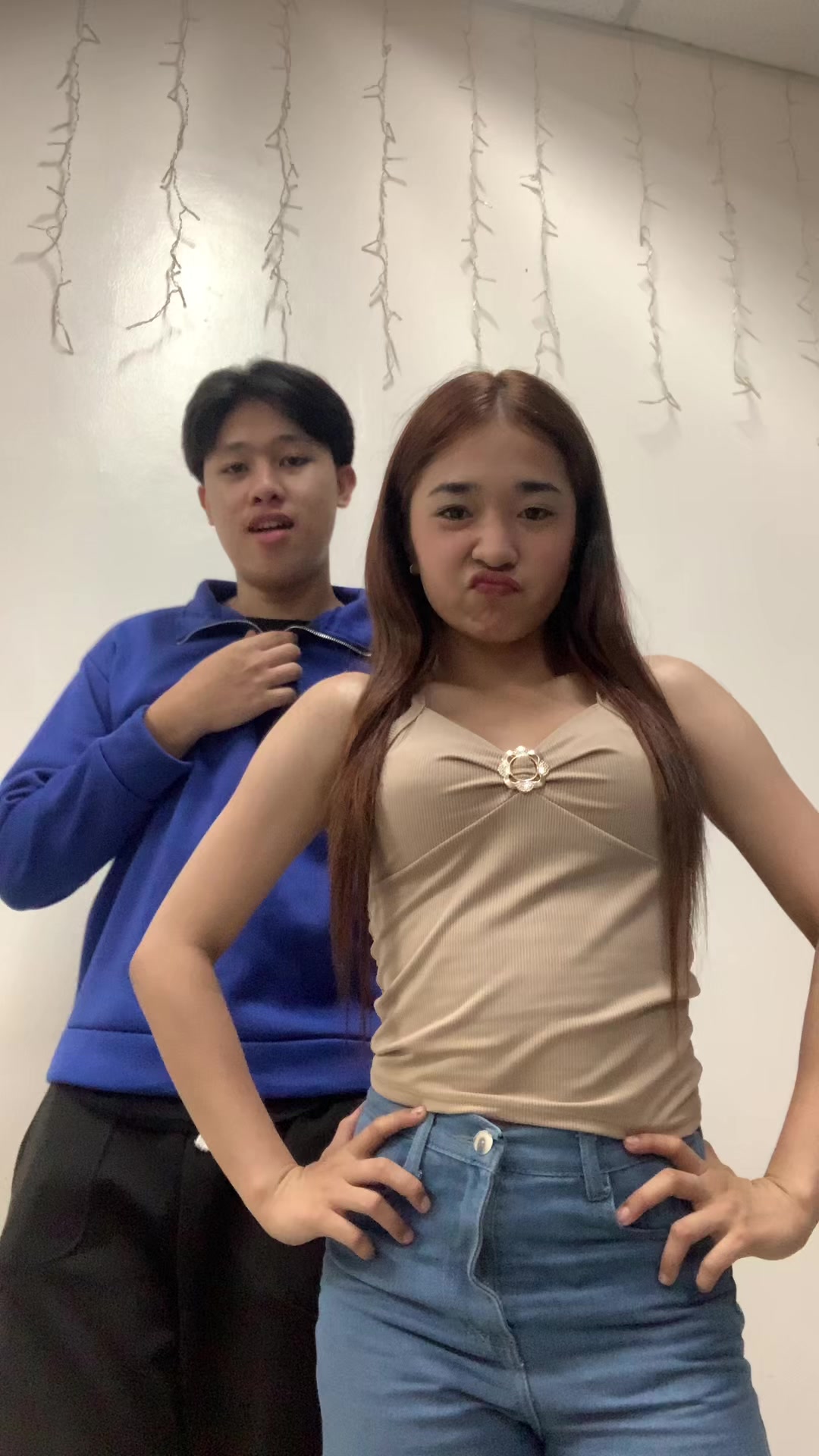 @Bella C