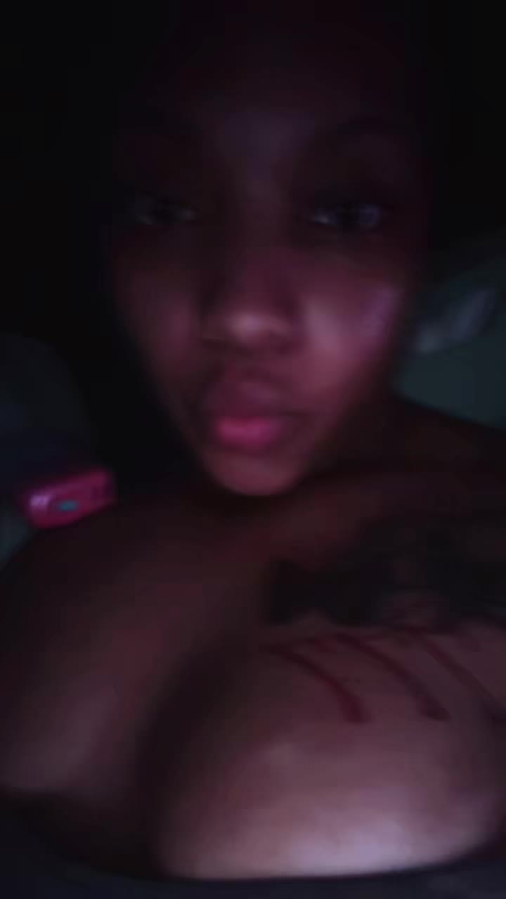 @Maurayia<3