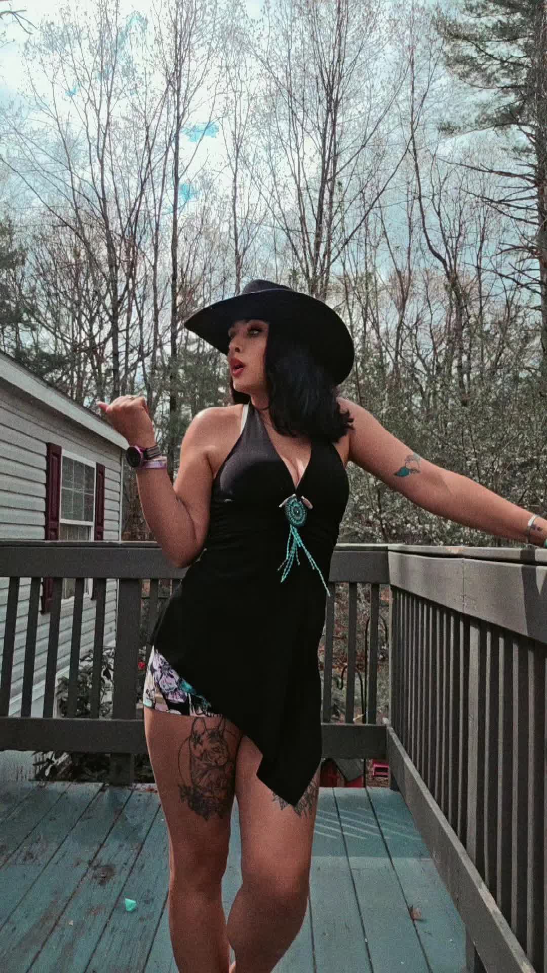 @Satanswitchbaby😘