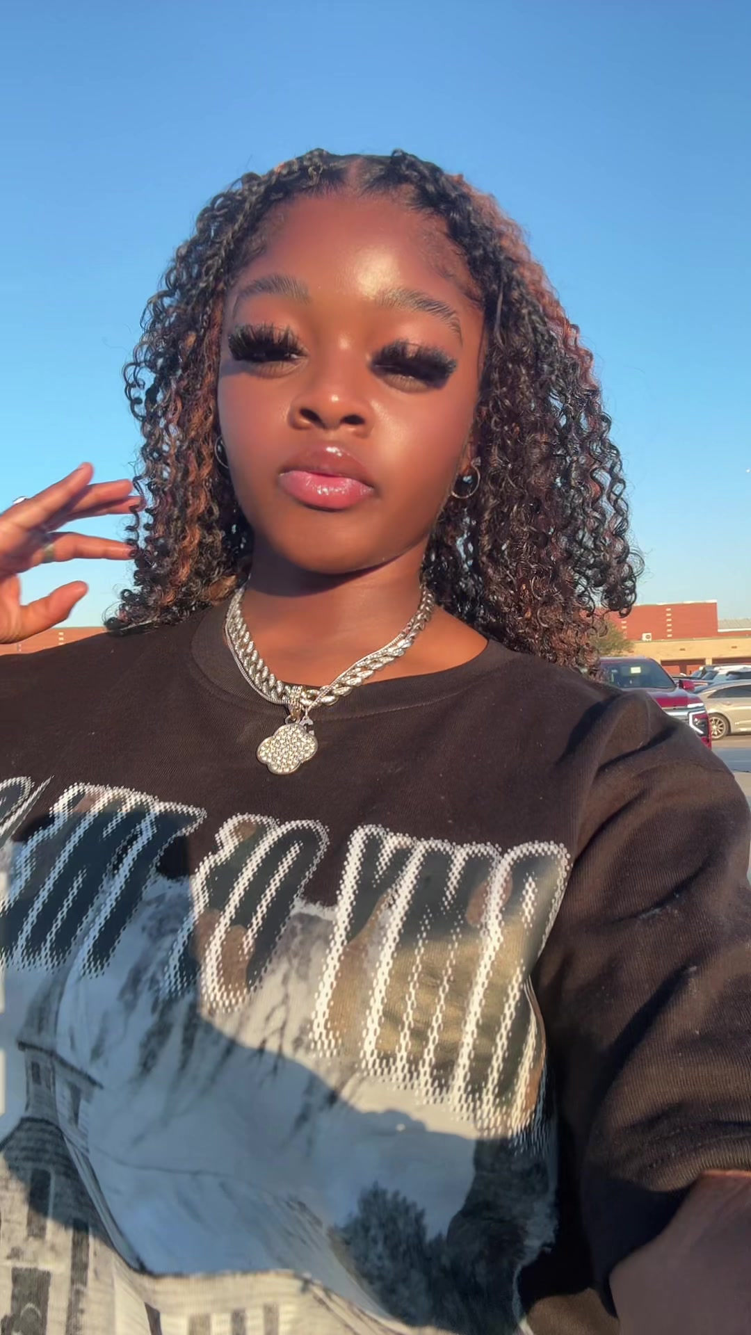 @Jasmine💫